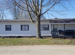 809 New Bethel Rd, Lafayette, TN 37083