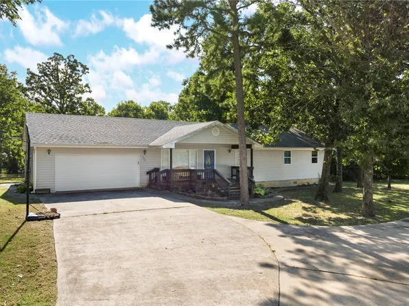 100 Oakdale Ln, Lead Hill, AR 72644