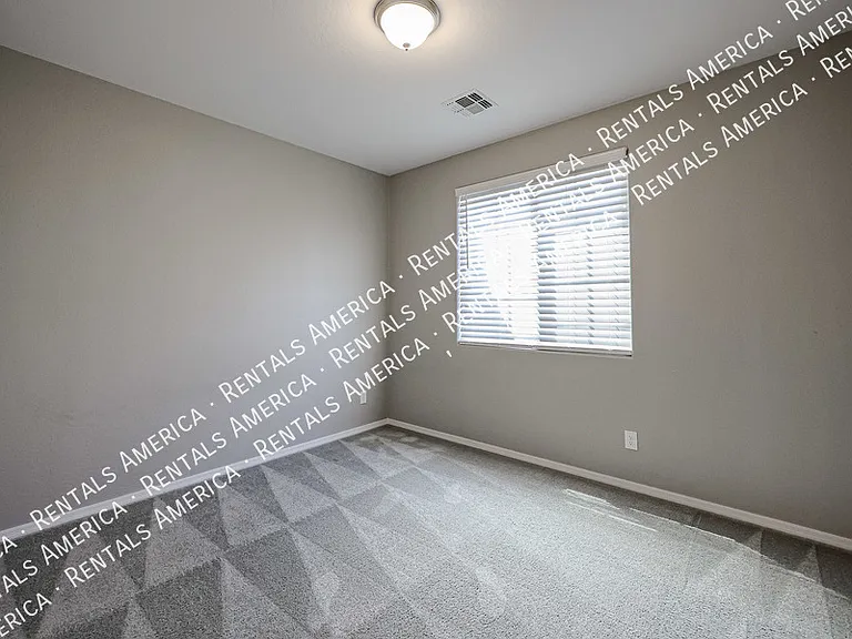 2751 S Balsam Dr — Photo 36