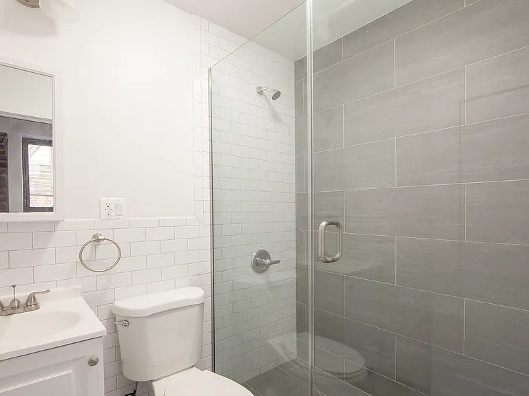 83 Baxter St #3D — Photo 5