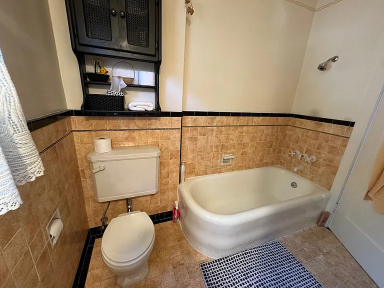 2856 Lincoln Ave — Photo 6