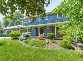 644 Andover Rd, Valley Cottage, NY 10989