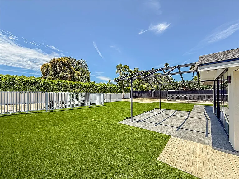 22921 Dolorosa St — Photo 8