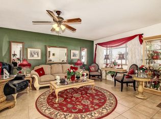 11081 W Frontier Dr, Sun City, AZ 85351