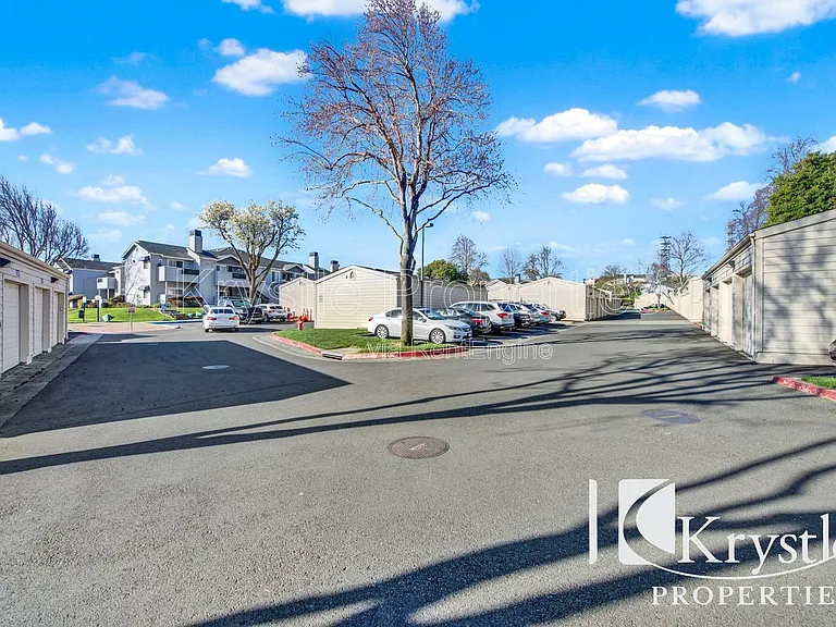 1201 Glen Cove Pkwy #1407 — Photo 24