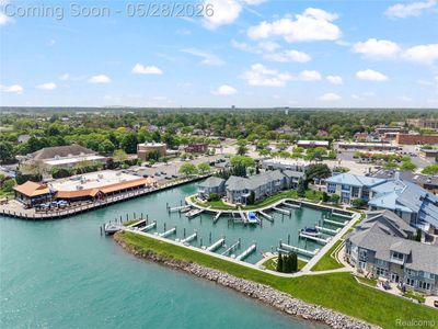 31 Kreger Dr, Wyandotte, MI, 48192