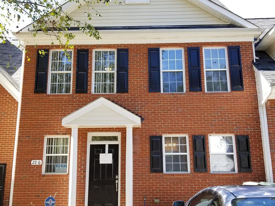 226 Bayleigh Ct