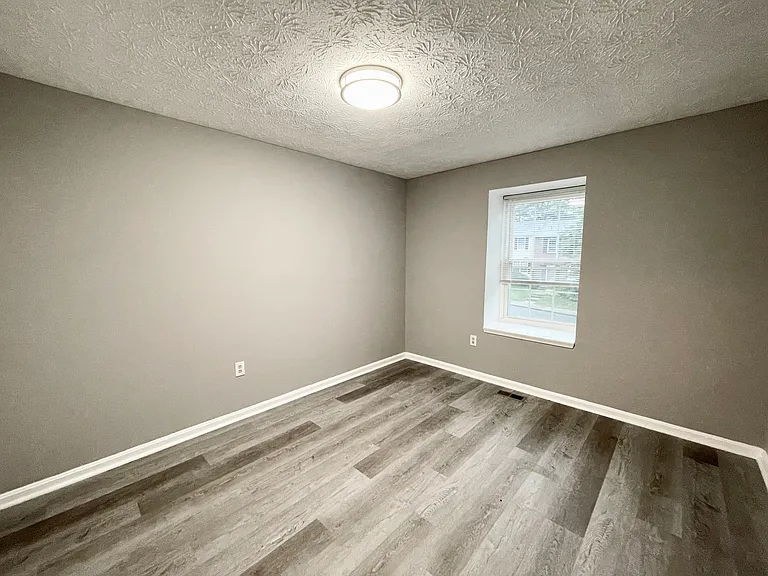 18674 Winding Creek Pl — Photo 20