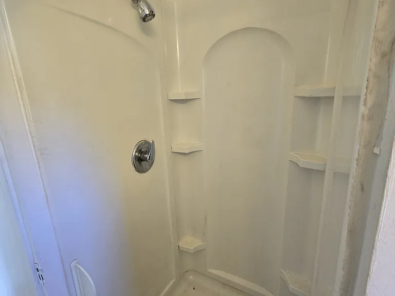 709 Dillard St #2 — Photo 15
