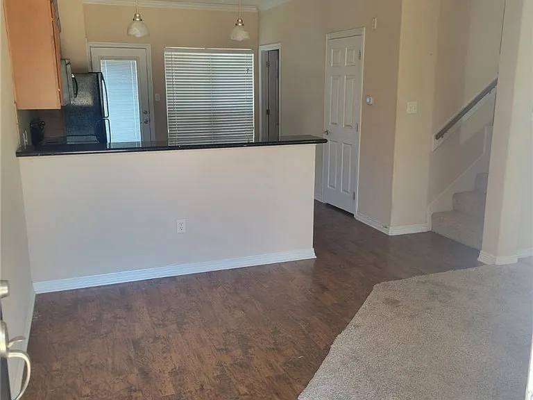 305 Holleman Dr E #1705 — Photo 2