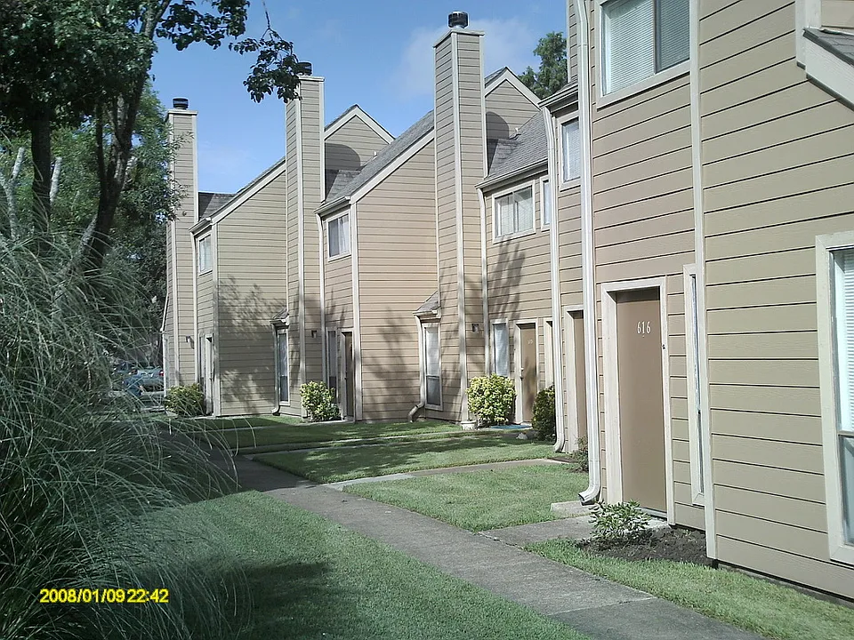 Bridgestone Apartments