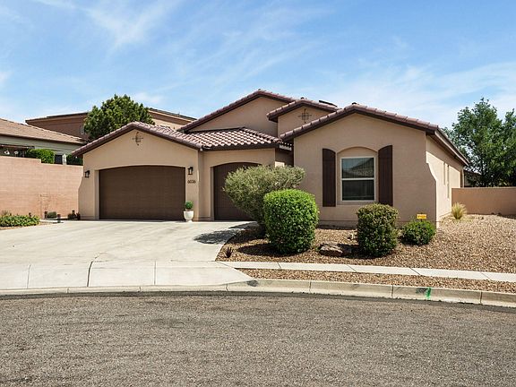 2nd image of 6036 N Sandia Ct NE