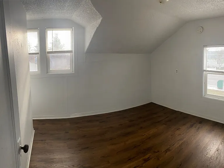 2439 Homedale Rd — Photo 19