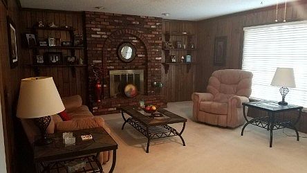 Family Room/Fireplace
