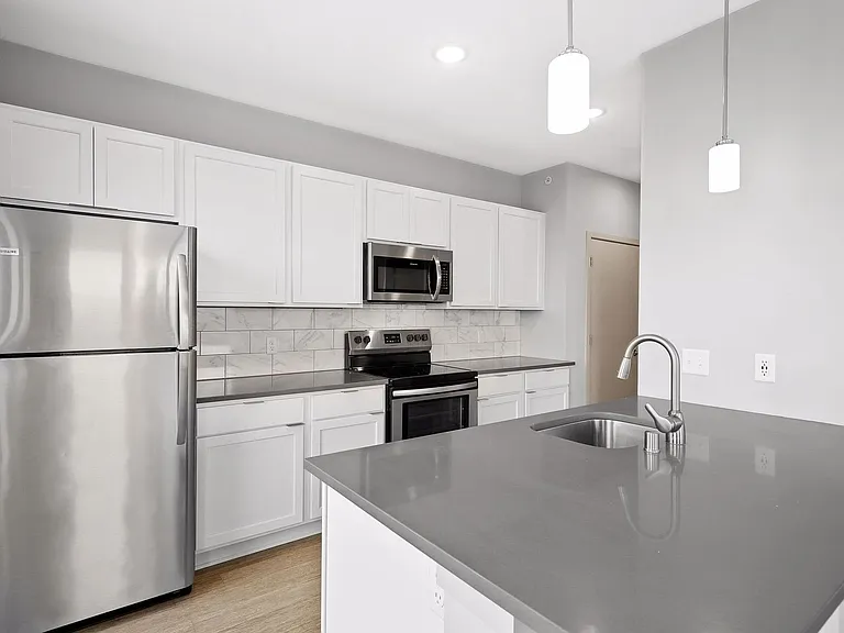 Archer Apartments — Photo 32