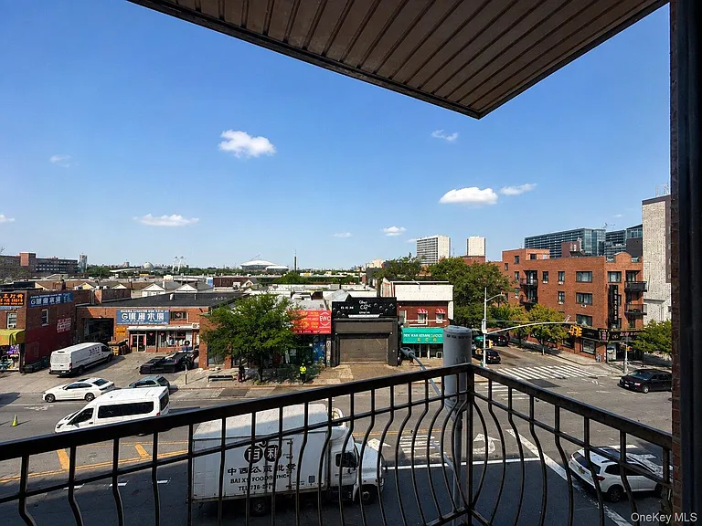 42 Three College Point Blvd #3F — Photo 10