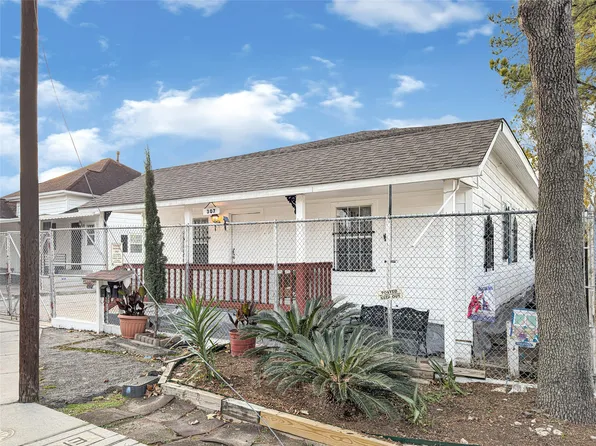 305 N Live Oak St, Houston, TX 77003