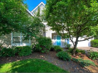 3008 Waterford Dr, Twinsburg, OH