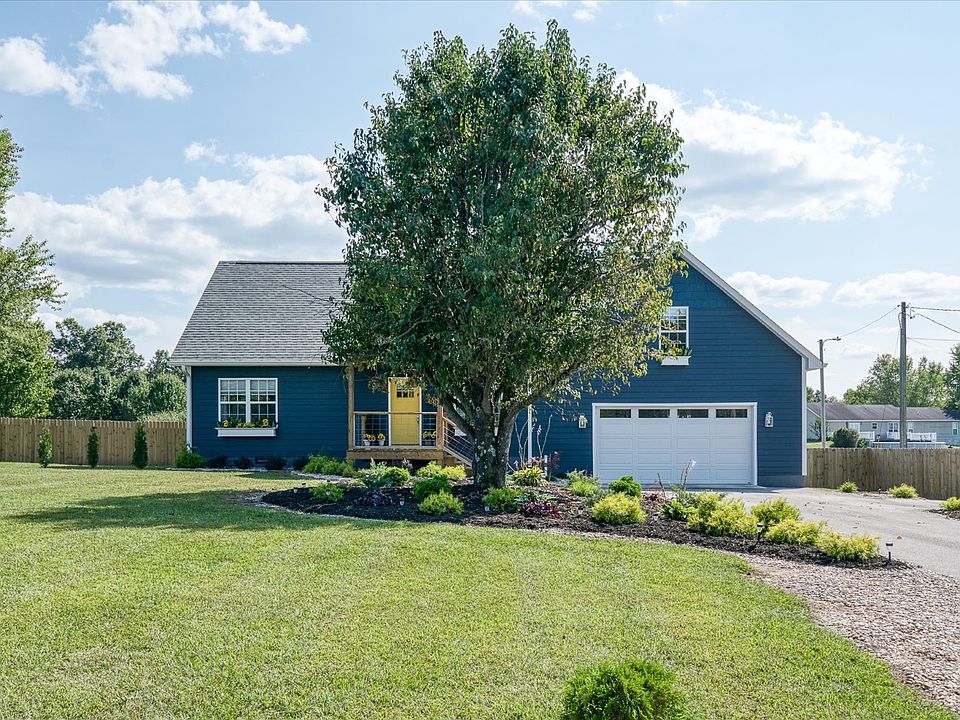 1st image of 233 Skyline Dr #7