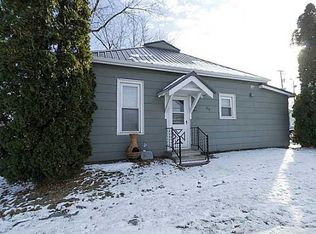215 N Monroe St, Monroe, IA 50170