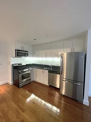 Rented by The Dermot Realty Management Company | media 48