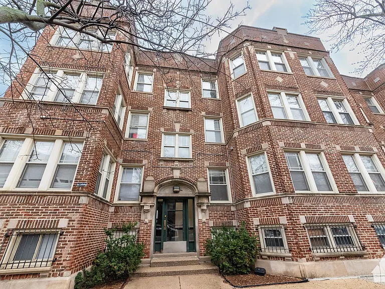 7505 N Greenview Ave #1 — Photo 14