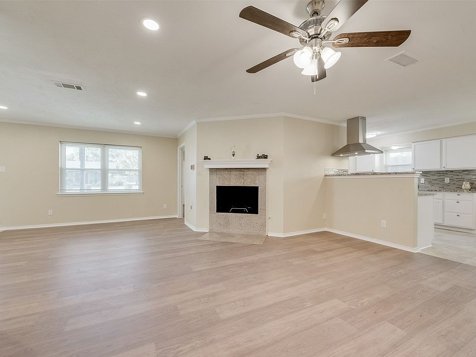 1st image of 3602 Lamesa Dr