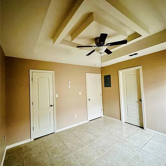 4722 N Dogwood St #4 — Photo 10
