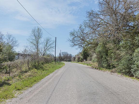 3rd image of TRACT 1 Waugh Way