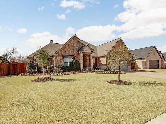 3rd image of 1911 Spanish Moss Dr
