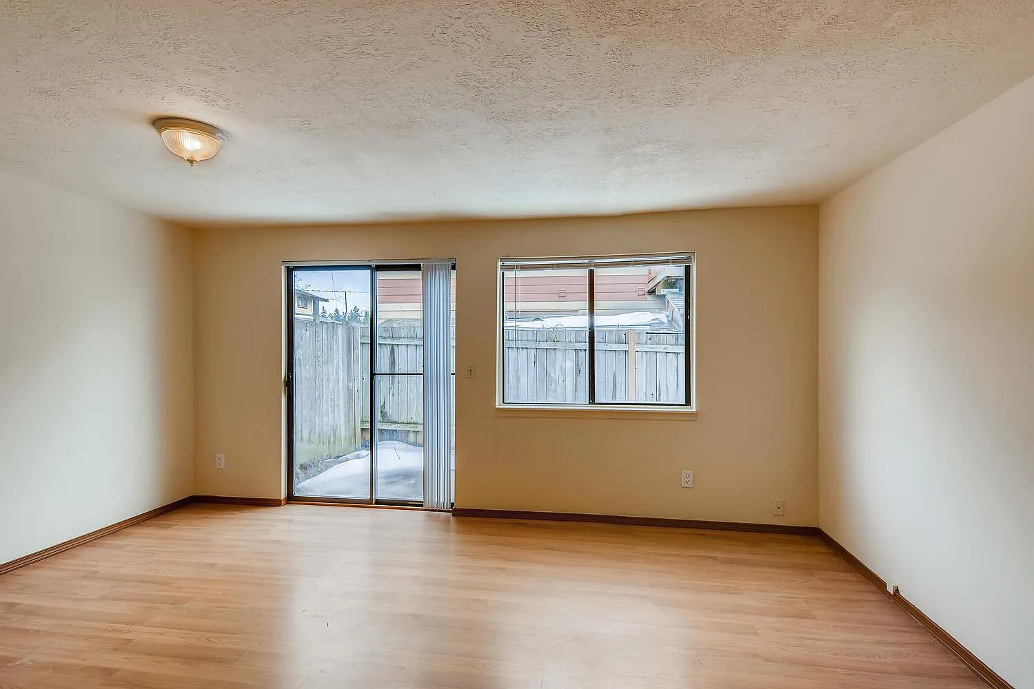 2 bed, 2.0 bath, 1034 sqft, $1,799 — Photo 1