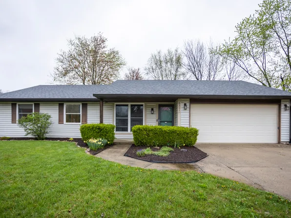 8321 Prairie Dr, Indianapolis, IN 46256
