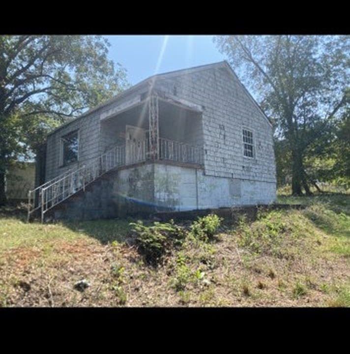 1st image of 1541 30th St
