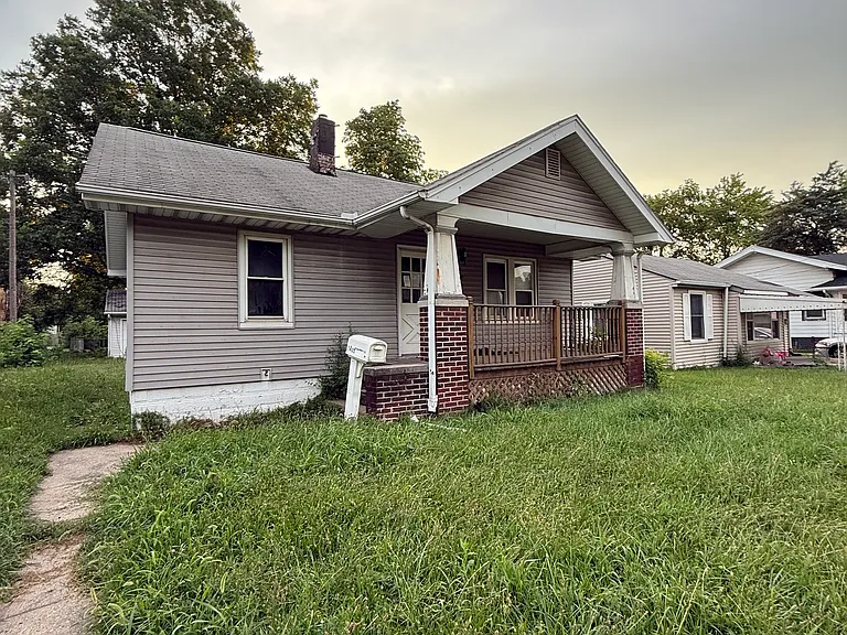 1439 N Jasper St — Photo 1