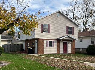 1022 N Oak St, Normal, IL 61761