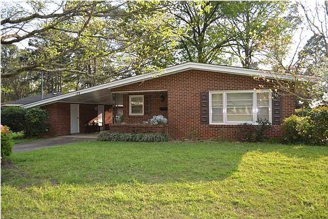 1st image of 179 E Salem Dr