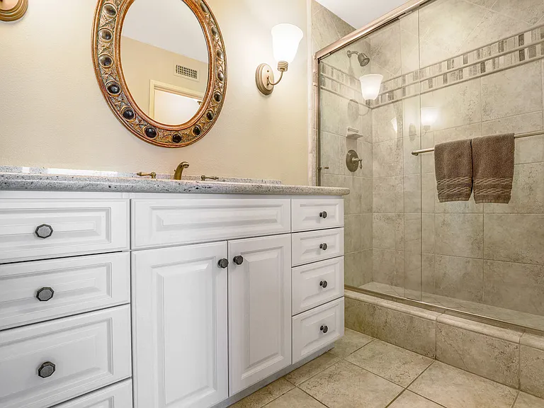 31 Stanford Dr — Photo 25