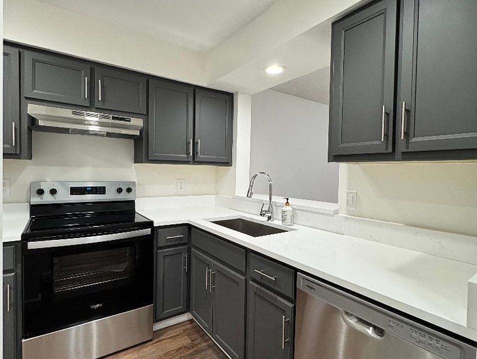1st image of 3006 S Semoran Blvd #H-7