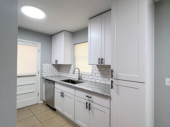 4th image of 4524 Landes Dr