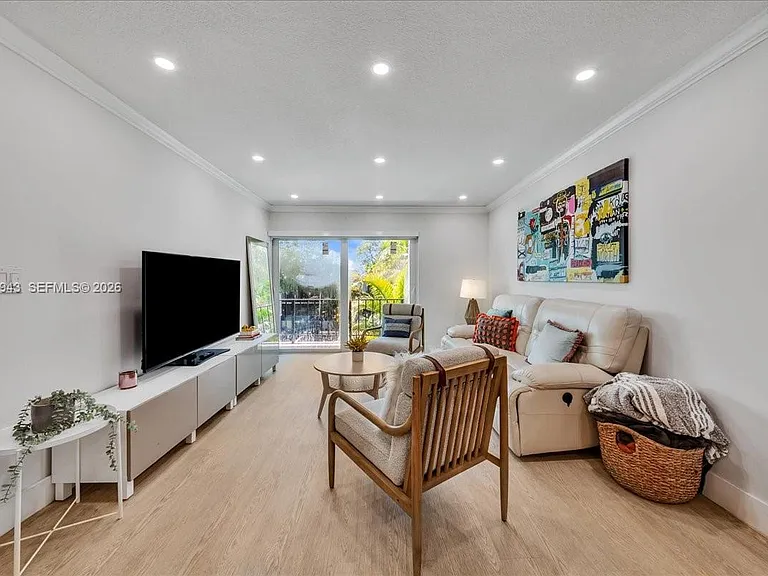 9225 SW 87th Ave #A12 — Photo 11