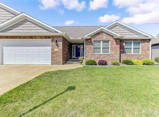 204 Cypress Point, Washington, IL 61571