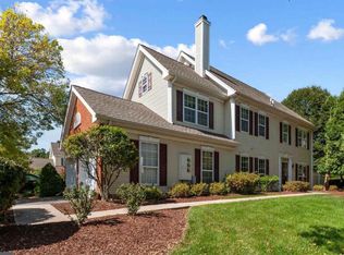 709 Pebble Creek Ct, Pennington, NJ 08534