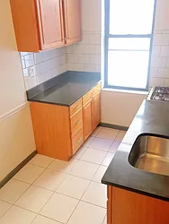 Rented by Rapid Realty Cobble Hill