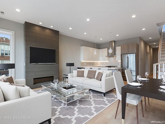 3rd image of 2302 N Hoyne Ave #3