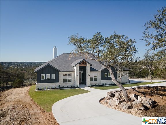 3rd image of 518 Paradise Hls