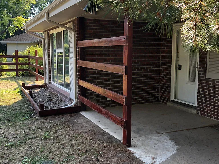 7990 Crest Dr — Photo 11