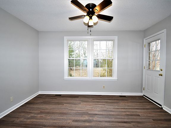 5th image of 1218 Pebble Ct