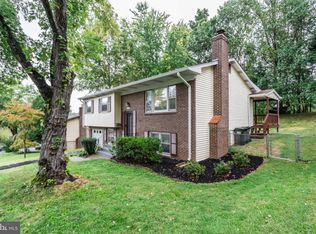 4719 Kilbane Rd, Woodbridge, VA 22193