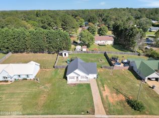 571 Regal Rd, Jackson, GA 30233