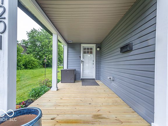 4th image of 1201 Villa Ave